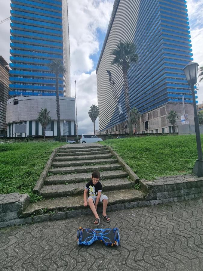 Orbi City Sea View Батуми Екстериор снимка