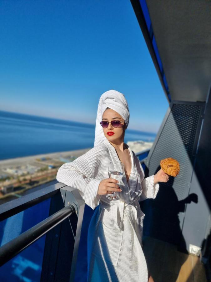 Orbi City Sea View Батуми Екстериор снимка